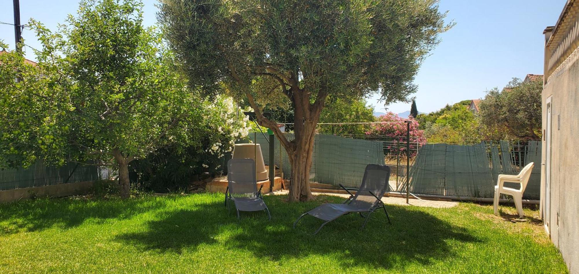 Jolie Studio En Rez De Jardin A L'Estaque Mourepiane Marseille Kültér fotó